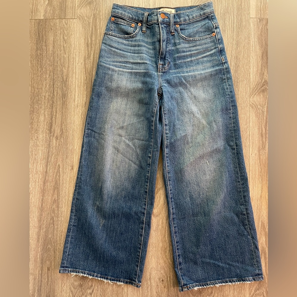 Madewell Vintage Wash Wide-Leg Flare Jeans - Medium Blue